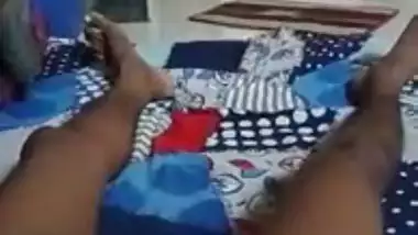 Village lady rides on husband’s cock in Bihari sex video