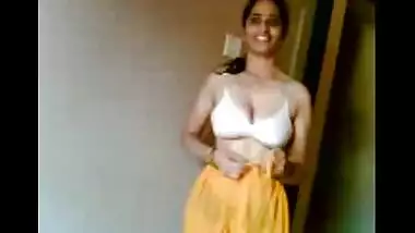 girlfriend in mood