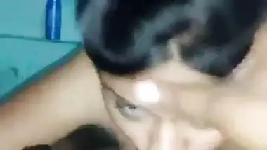 Local Indian callgirl sucking cock trying to avoid camera